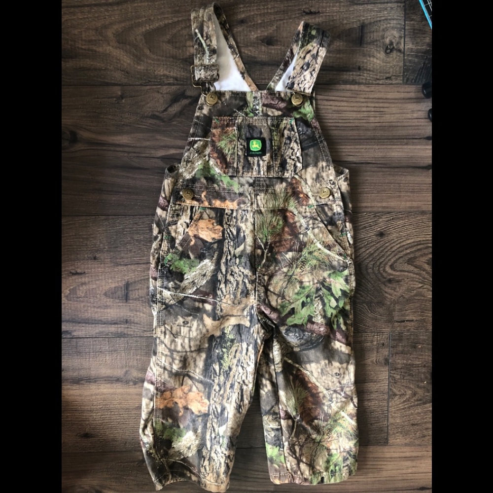 Camouflage overalls